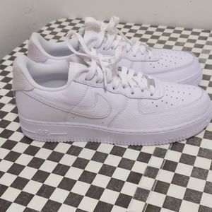 Nike Air Force 1 '07 Craft
White/Vast Grey
